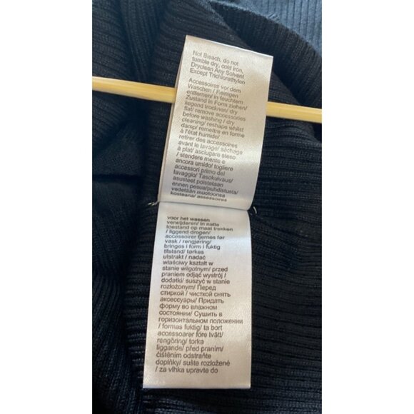 Black Long-Sleeve Sweater Dress With Belt Womens Size M Acrylic & Polyester Blen - Picture 4 of 5